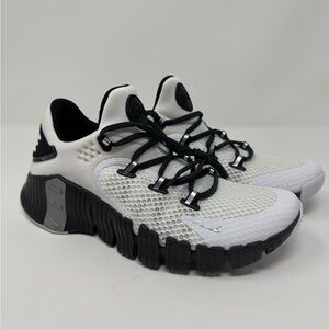 Nike Metcon- unused. White and Black